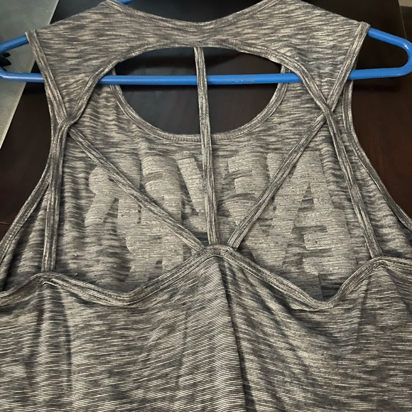 Tank top - Picture 2 of 2